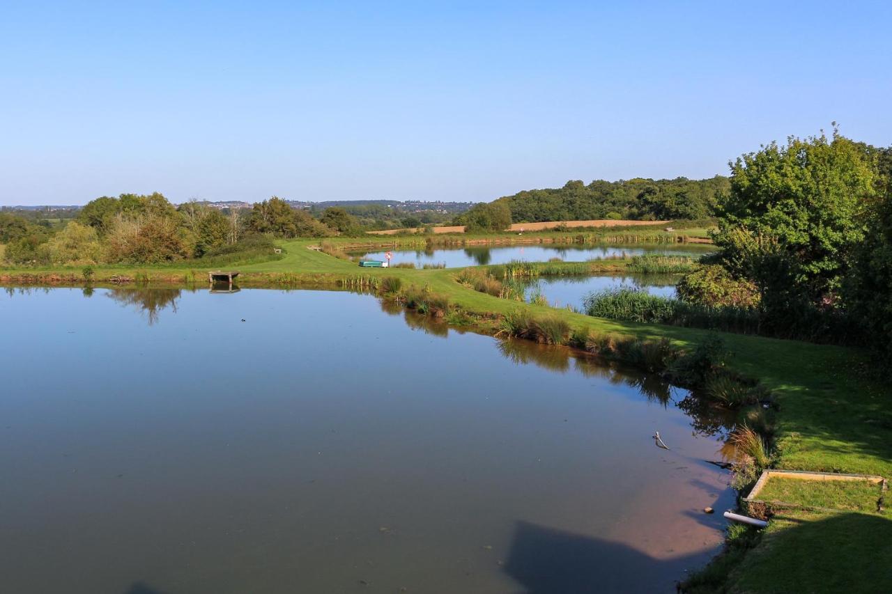 Bransford Farm Fishery & B & B Eksteriør billede